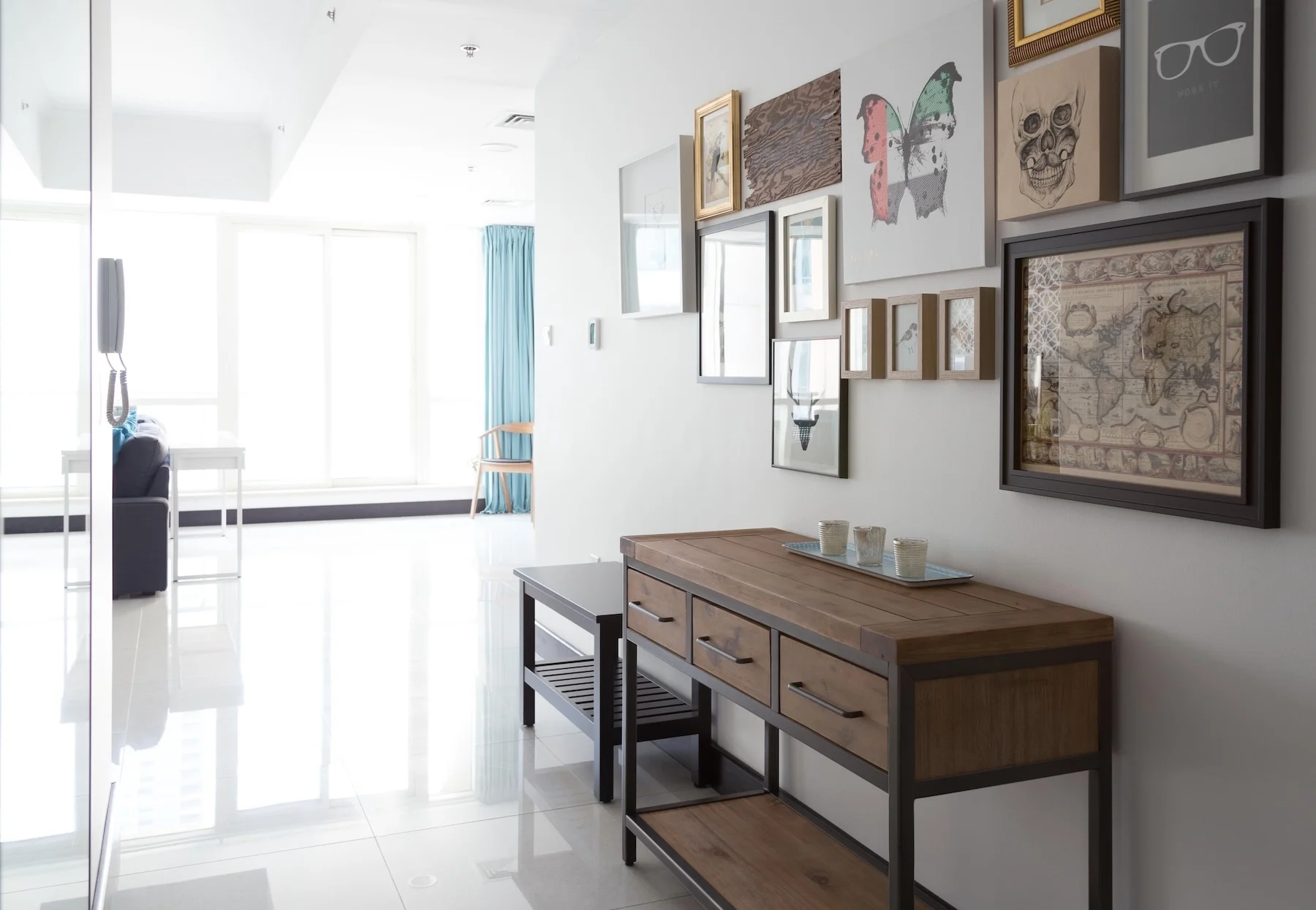 Blog 3 - Residential & commercial interior designers in Dubai Why Homeowners in Palm Jumeirah Choose Bespoke Interior Design