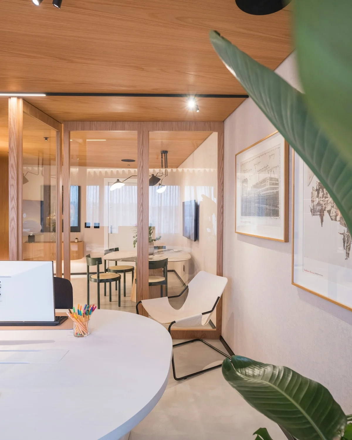 Luxury Interior Design Dubai: How to Mix Classic and Contemporary Styles